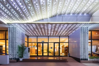 Rose Garden Residences Hotel di Cathedral Hoan Kiem Lake