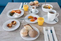 Sines Sea View Business & Leisure Hotel Hotels in Santo Andre