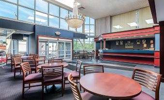 Quality Inn & Suites Albany Airport