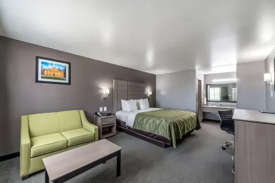 Quality Inn I-10 East Near Frost Bank Center Hotels in San Antonio
