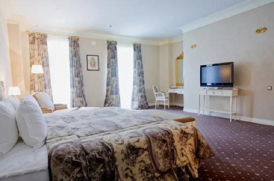 Кронон Парк Отель Отели в г. Гродно