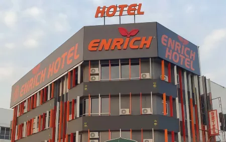 Enrich Hotel