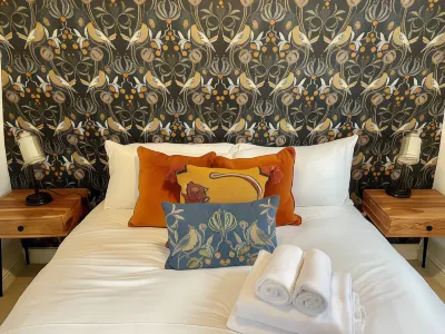 Cosy Oasis in the Heart of Clifton Village Hotels in Истон-ин-Гордано