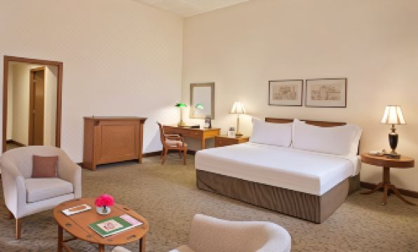 4. 마이덴스 호텔 ..