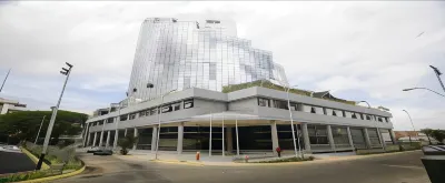Hotel Plaza Meru