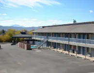 Lake Point Lodge Hotels in Clearlake