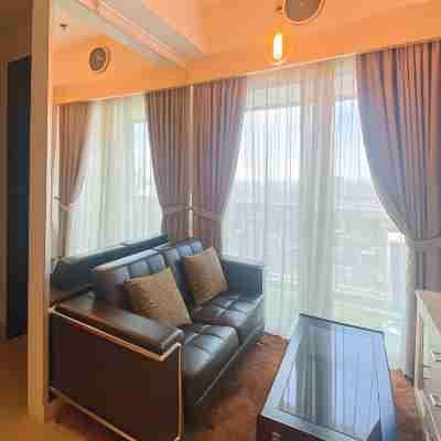 Nice And Elegant 2Br At Menteng Park Apartment Rooms