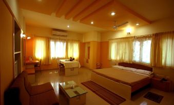 Sea Queen Hotel
