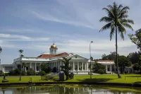 RedDoorz near Exit Toll Bogor Hotel dekat Jalan Riau Ujung