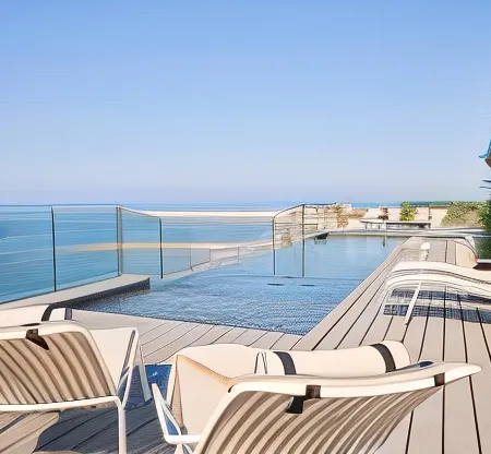 Palace Lido Hotel & Suites