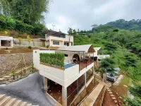 Edelweiss Glamping Bogor Hotel dekat Campervan Gunung Bunder, Bedeng Campsite