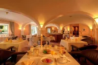 Villa Garni Gardenia Hotels in Agra