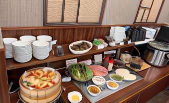 Hotel Route-Inn Mitsukaido Ekimae - Housity