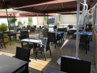 Logis Hotel-Restaurant le Relais d'Aligre - ที่มีที่จอดรถ