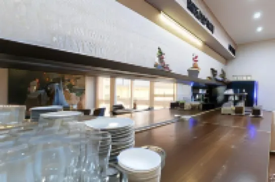 Triple M Hotel Hotel di 