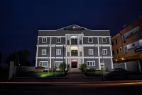His Majestys Hotel Hotels in 