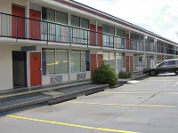 Budget Inn - Parkplatz