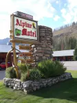Alpine Motel of Cooke City - Mountain view