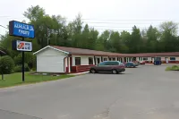 Relax Inn-Collingwood Hotels in Wasaga Beach