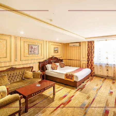Royal House Hotel