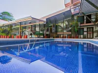 Hotel Flor Blanca Các khách sạn gần Sân vận động Alberto Braglia Stadium