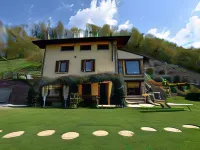 Flat by Lake Iseo with Mountain Views