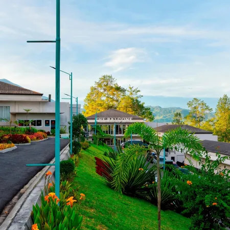 The Balcone Suites & Resort
