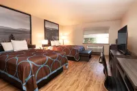 Super 8 by Wyndham Fallon