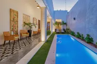 Casona Las Tres Marías - Hotel Only Adults Отели в г. Мерида