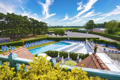 Renaissance Paris Hippodrome de St. Cloud Hotel