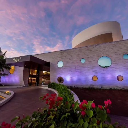 Vogal Luxury Beach Hotel & Spa