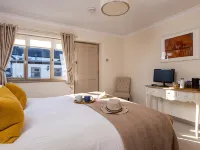 The Tytherleigh Arms Hotels in Axminster