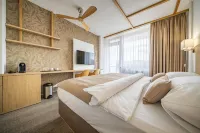 Hotel Adamantino Hotels in Лухачовице