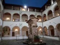 Ellebi Galleria e Dimora D'arte Hotels in Rogliano