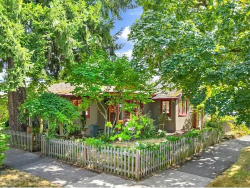 Enchanting Cottage in Woodstock
