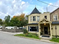 Inn at the Falls