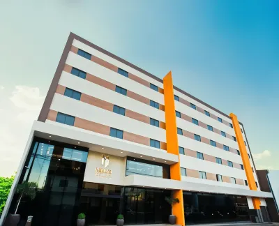 Megal Suites Hotel Hotels near Showroom VOLVO Parana Country Club