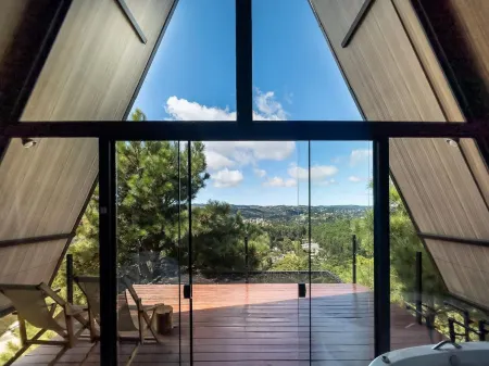 Chales Naturale - Campos do Jordão - Cna Отели рядом с достопримечательностью «Casa - Chalé Condomínio Estância das Águas Claras»