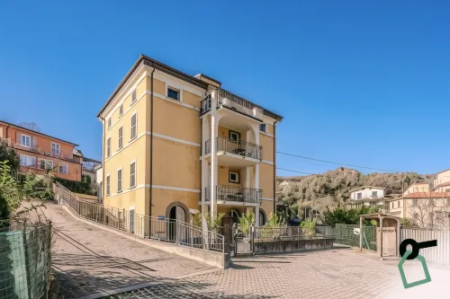 Hotiday Apartment Collection - Lerici Terrediliguria Hotel di Lerici