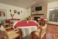 Jardins de São Luís Hotels in Sao Simao
