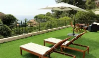 Agriturismo Un Mare di Fiori Hotels in Latte