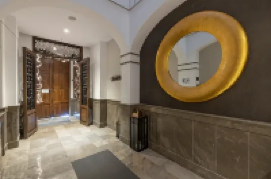 BiBo Suites Plaza Nueva