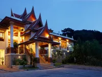 Baan Yuree Resort & Spa Hotel in zona Phuket Simon Cabaret