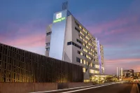 Holiday Inn Bern - Westside Hotels near Cholgruebewald