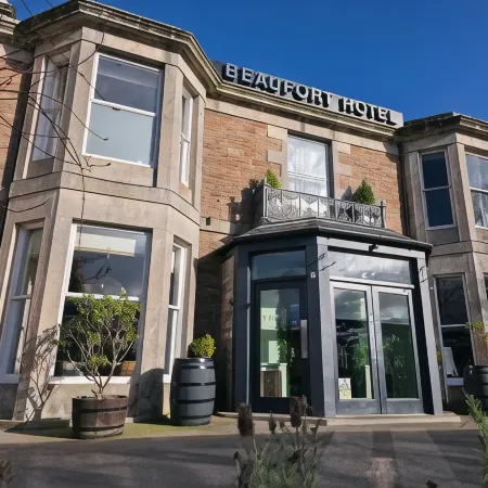 Beaufort Hotel