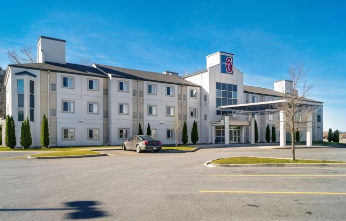 Motel 6 Peterborough, on