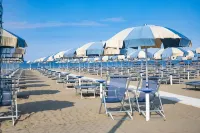 Residence Mediterraneo - Ombrellone Incluso Dal 23 Maggio Al 20 Settembre - Apartments