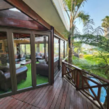 Bon A VIE Self-Catering and b&b Gonubie Full Solar Power, No Load Shedding!