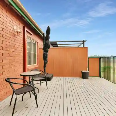 King 3 - Close Proximity to Bimbadgen and Hope Estate Concerts Others