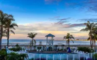 Avila Lighthouse Suites - Beach